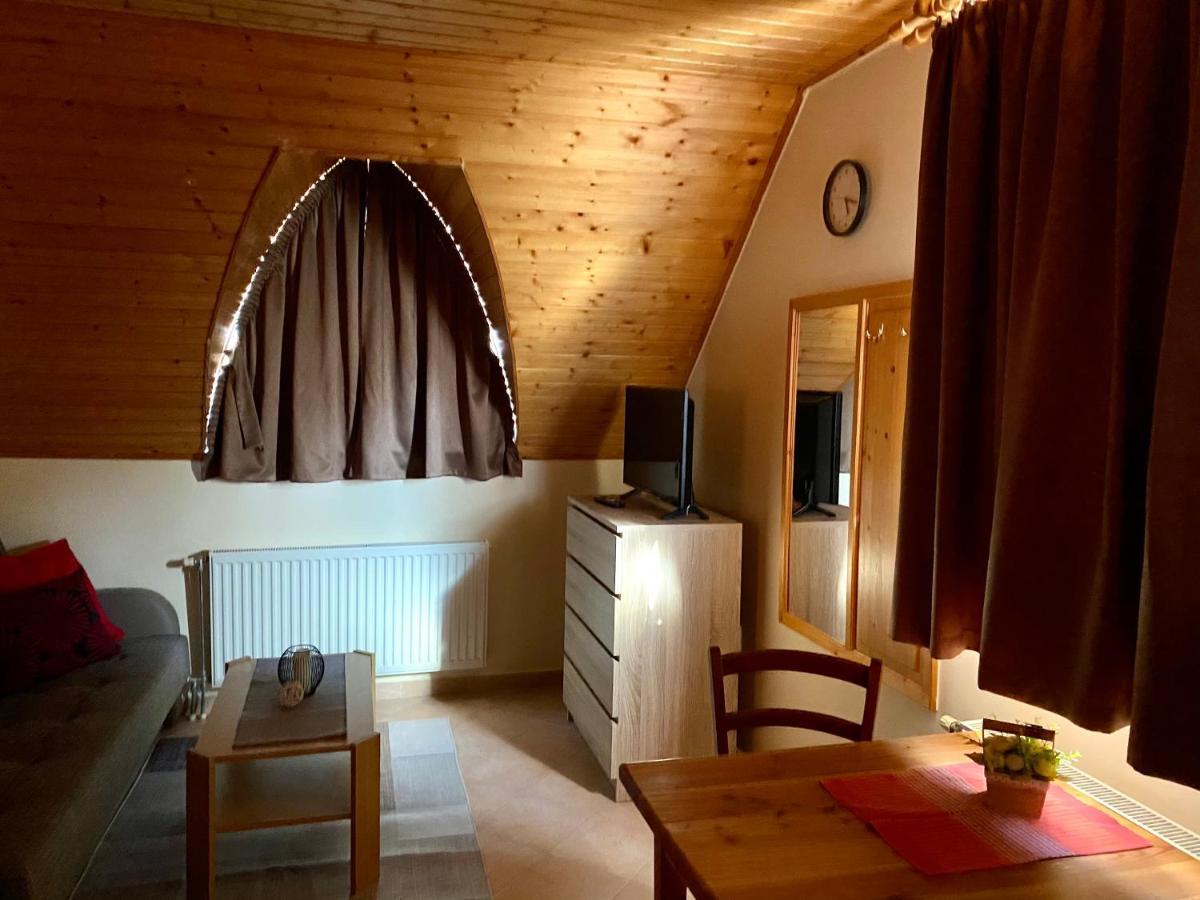 Ferienwohnung Katalin App. Zalagyoengye Zalakaros Exterior foto
