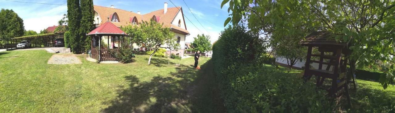 Ferienwohnung Katalin App. Zalagyoengye Zalakaros Exterior foto