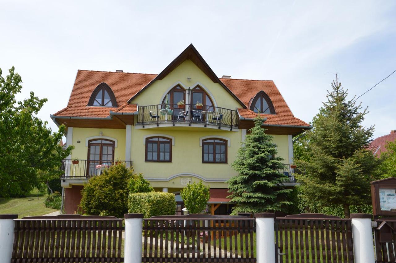 Ferienwohnung Katalin App. Zalagyoengye Zalakaros Exterior foto