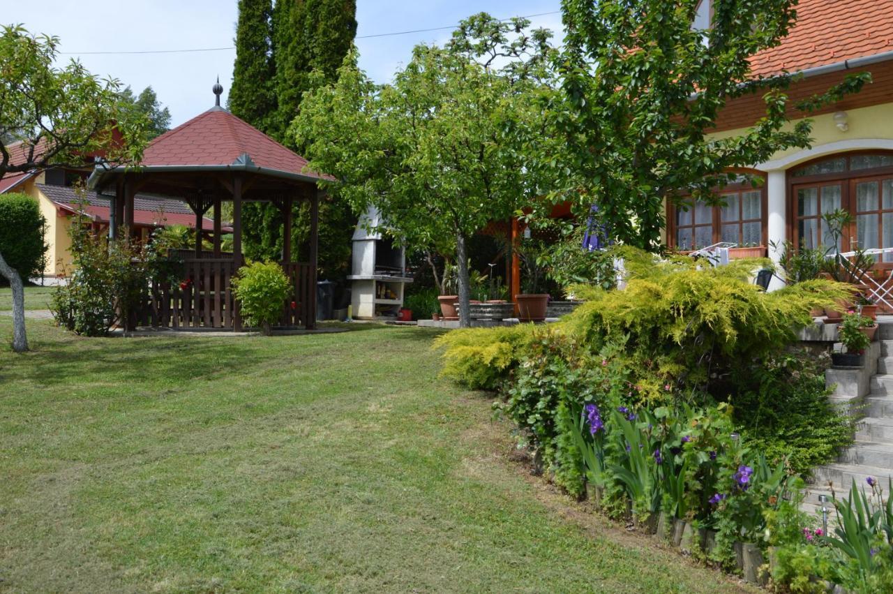Ferienwohnung Katalin App. Zalagyoengye Zalakaros Exterior foto